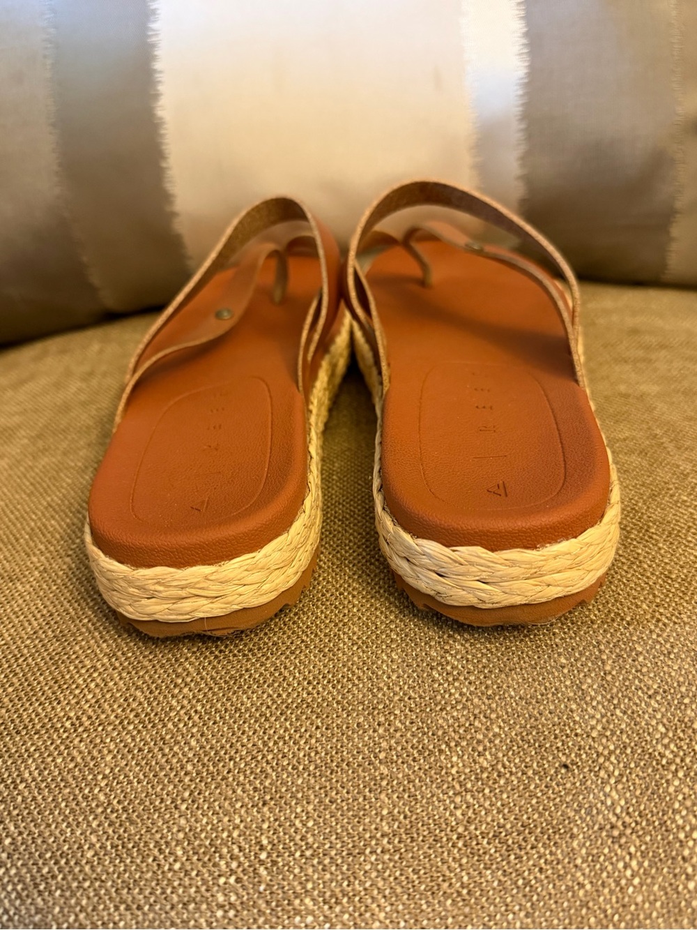 REEF Vista Carmen Comfort Flip-Flops - Picture 5 of 8
